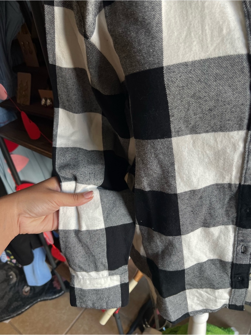 Old Navy Black and White Buffalo Plaid Button-Down Shirt - Picture 3 of 7